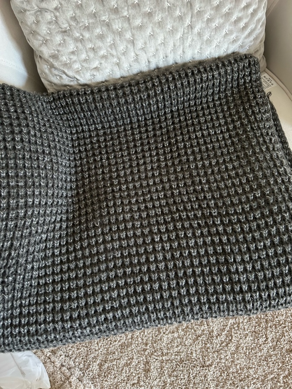 Chunky Knit Throw Blanket in Dark Gray